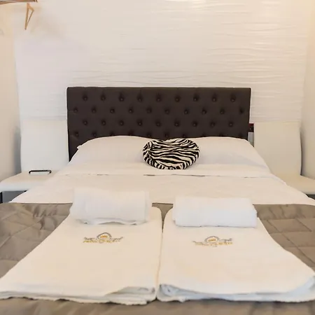 Prince's - Budget & Apt Piazza Del Popolo Apartmán *