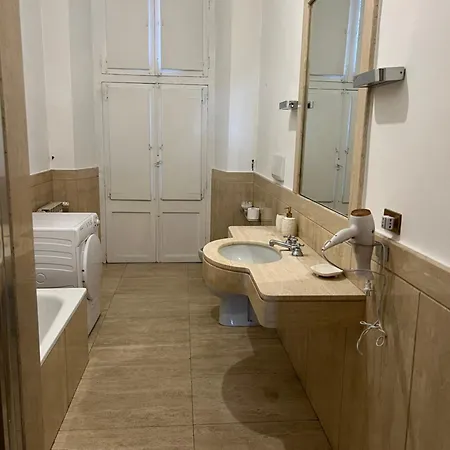 Prince's - Budget & Apt Piazza Del Popolo Apartmán *