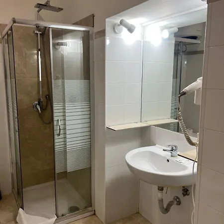 Prince's - Budget & Apt Piazza Del Popolo *